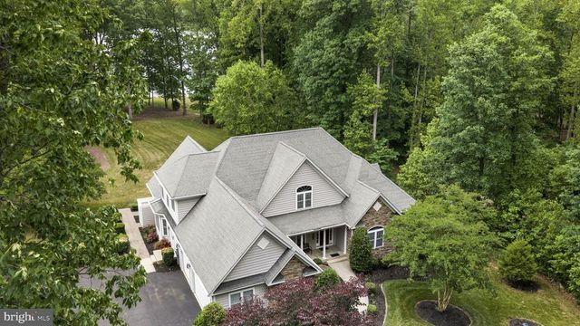 126 VILLAGE DR, Bumpass, VA 23024
