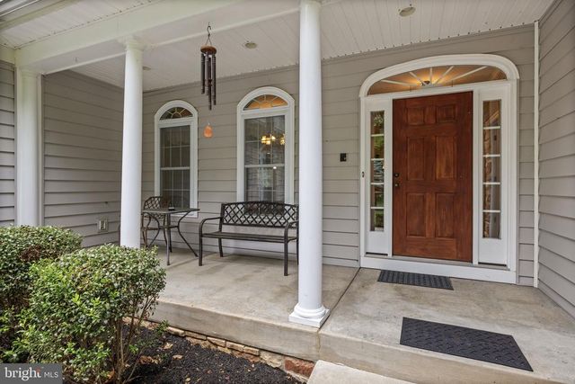 126 VILLAGE DR, Bumpass, VA 23024