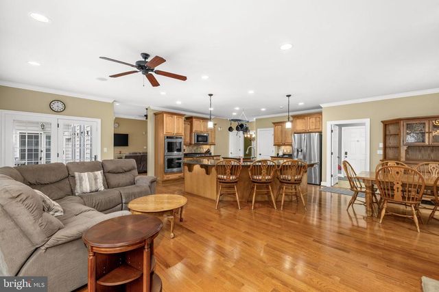 126 VILLAGE DR, Bumpass, VA 23024
