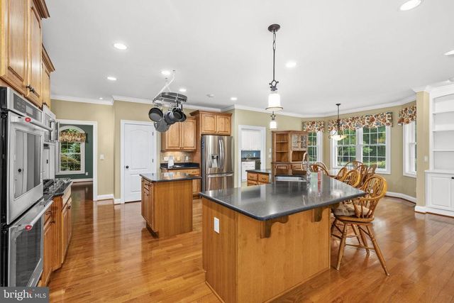 126 VILLAGE DR, Bumpass, VA 23024