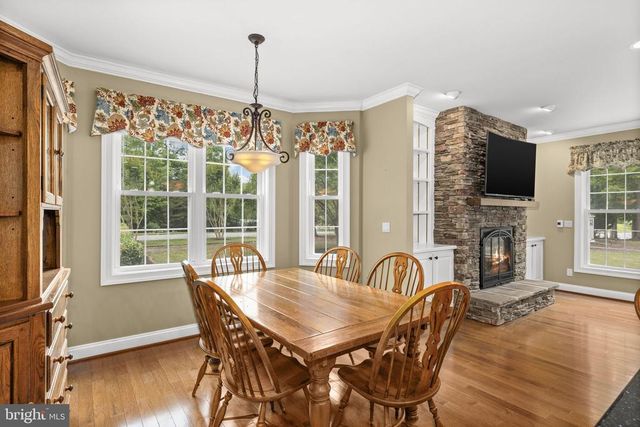126 VILLAGE DR, Bumpass, VA 23024