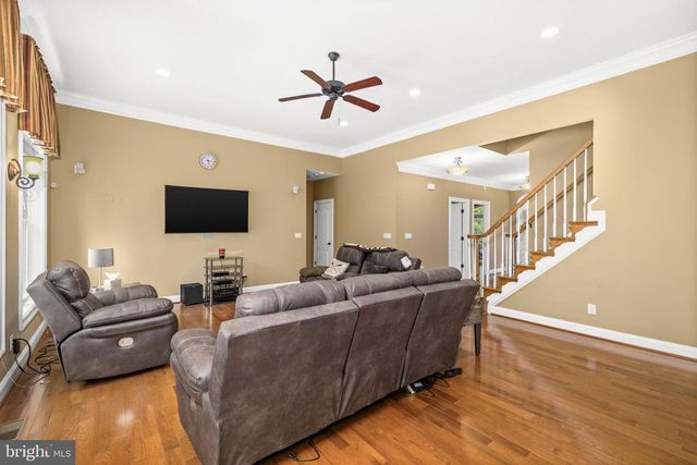 126 VILLAGE DR, Bumpass, VA 23024