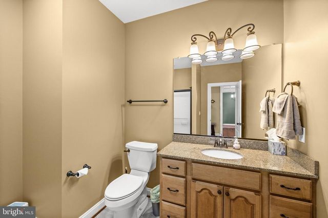 126 VILLAGE DR, Bumpass, VA 23024