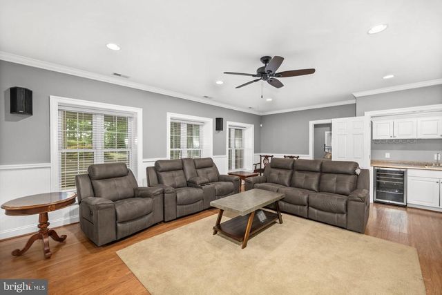 126 VILLAGE DR, Bumpass, VA 23024