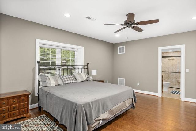 126 VILLAGE DR, Bumpass, VA 23024