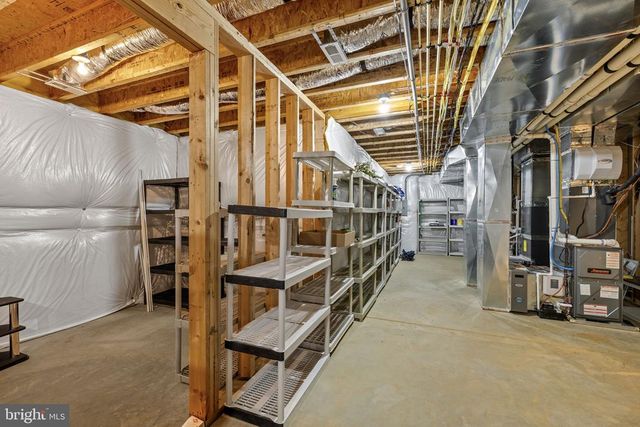 126 VILLAGE DR, Bumpass, VA 23024