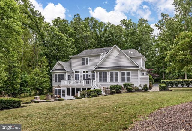 126 VILLAGE DR, Bumpass, VA 23024