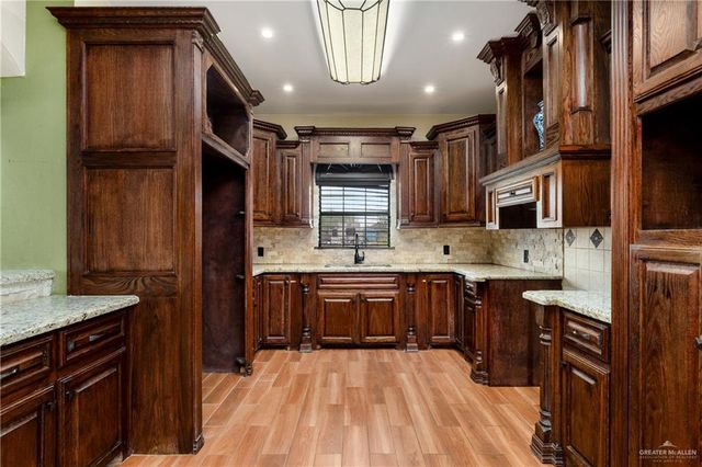 1225 Veronica Street, Weslaco, TX 78596