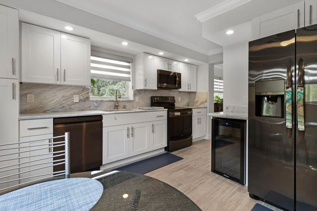 1704 Andros Isle A2, Coconut Creek, FL 33066