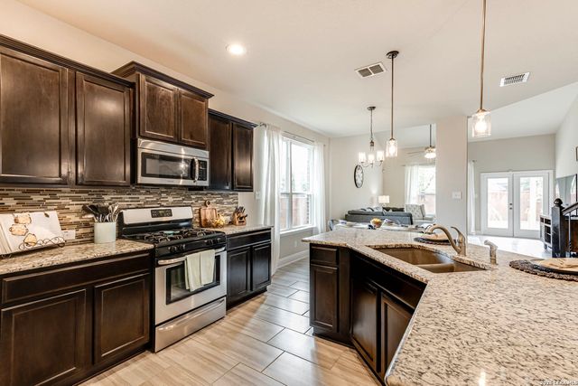 12502 Hillside Ranch, San Antonio, TX 78254