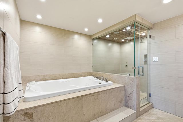 3350 Mccue Road 2402, Houston, TX 77056