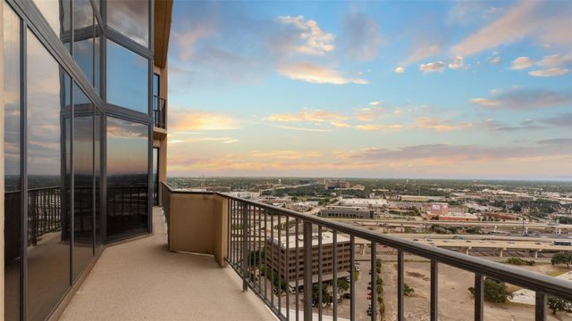 3350 Mccue Road 2402, Houston, TX 77056