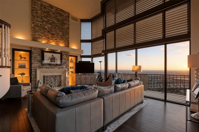 3350 Mccue Road 2402, Houston, TX 77056