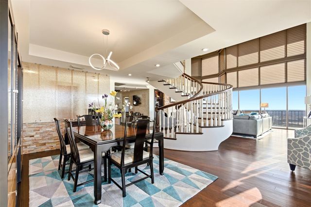 3350 Mccue Road 2402, Houston, TX 77056