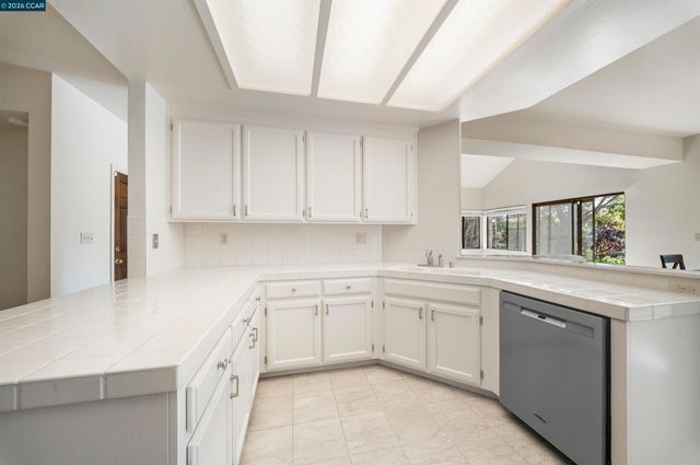 360 S Eagle Nest Lane, Danville, CA 94506