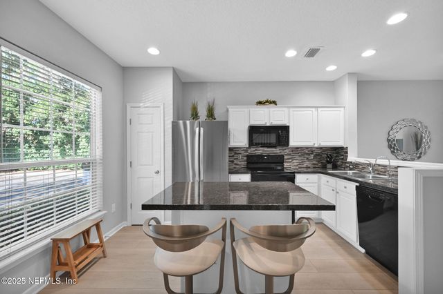 3501 PEBBLE PATH Lane, Jacksonville, FL 32224