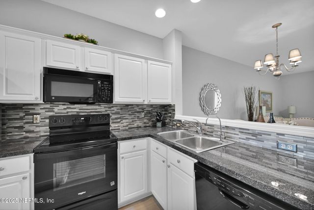 3501 PEBBLE PATH Lane, Jacksonville, FL 32224