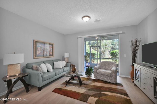 3501 PEBBLE PATH Lane, Jacksonville, FL 32224