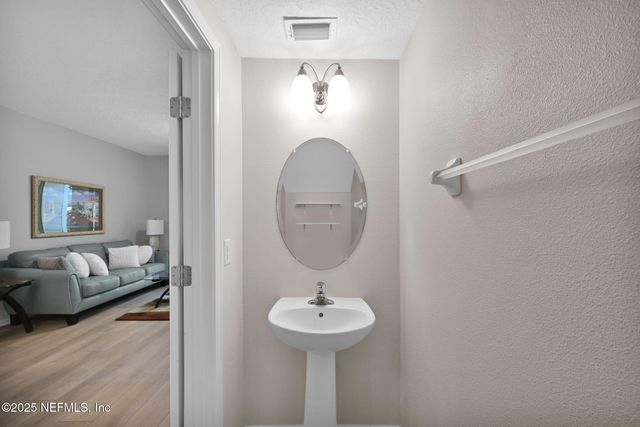 3501 PEBBLE PATH Lane, Jacksonville, FL 32224