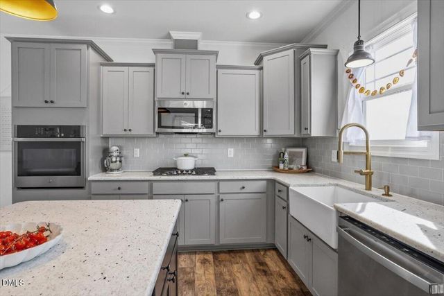 68 Bodacious Lane, Benson, NC 27504