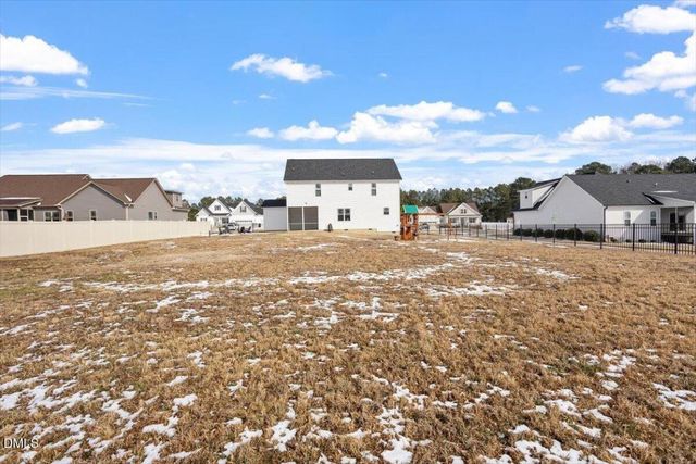 68 Bodacious Lane, Benson, NC 27504