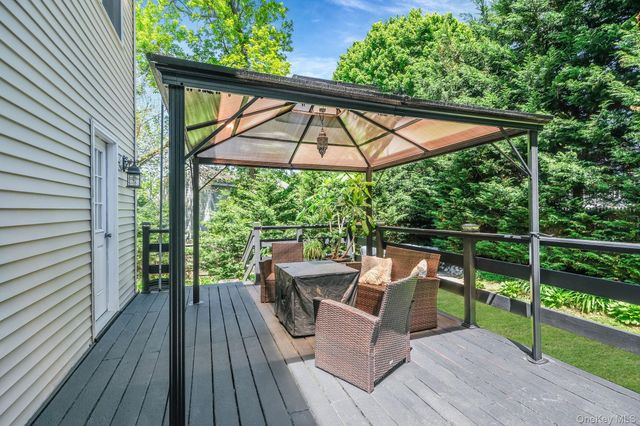 9 Saint James Drive, Sound Beach, NY 11789