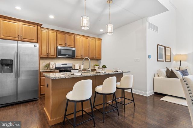 210 ELLA DR, Conshohocken, PA 19428