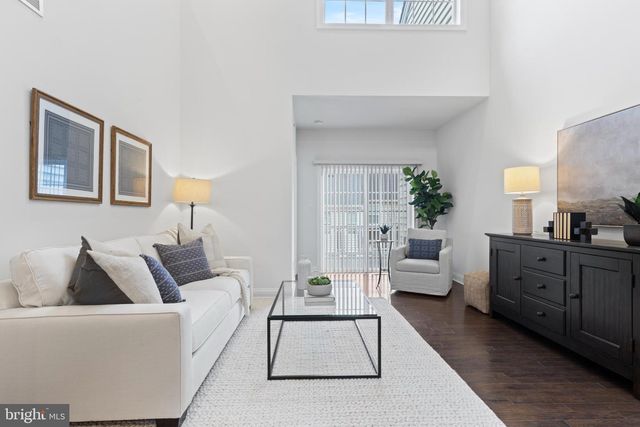 210 ELLA DR, Conshohocken, PA 19428