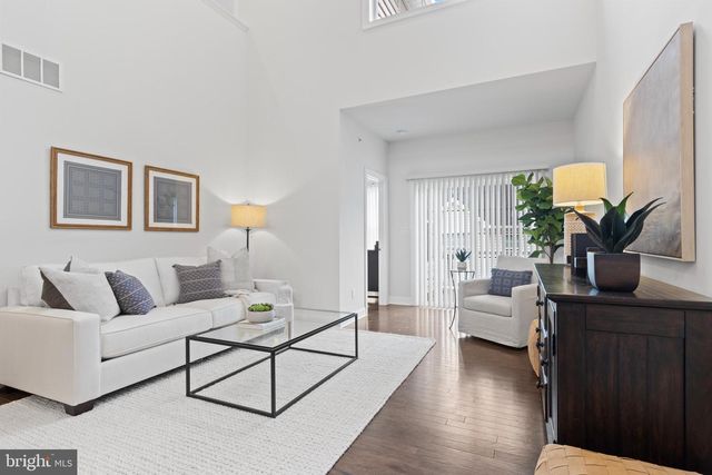 210 ELLA DR, Conshohocken, PA 19428