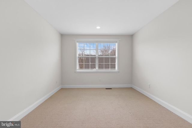 210 ELLA DR, Conshohocken, PA 19428