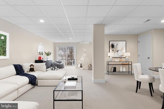 210 ELLA DR, Conshohocken, PA 19428