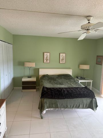 407 GREENBRIER A, West Palm Beach, FL 33417