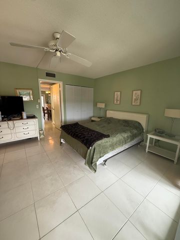 407 GREENBRIER A, West Palm Beach, FL 33417