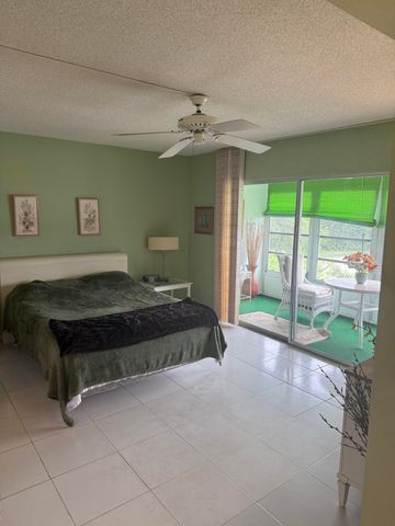 407 GREENBRIER A, West Palm Beach, FL 33417