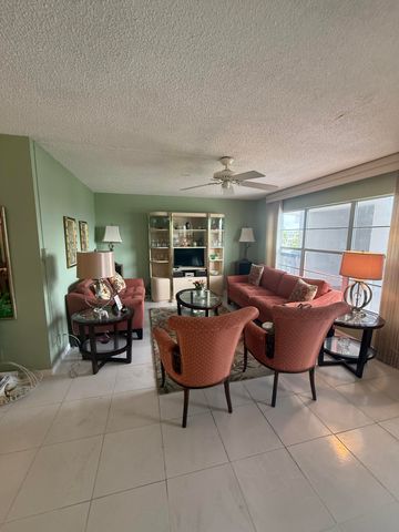 407 GREENBRIER A, West Palm Beach, FL 33417