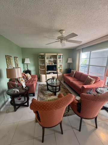 407 GREENBRIER A, West Palm Beach, FL 33417
