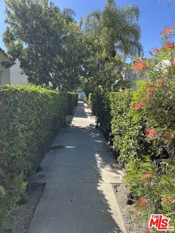1533 6th Avenue, Los Angeles, CA 90019 — photo 3