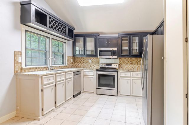 4459 Pettytown Road, Dale, TX 78616