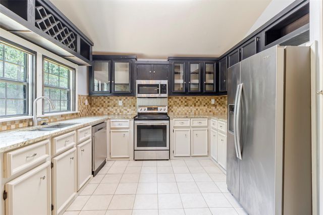 4459 Pettytown Road, Dale, TX 78616