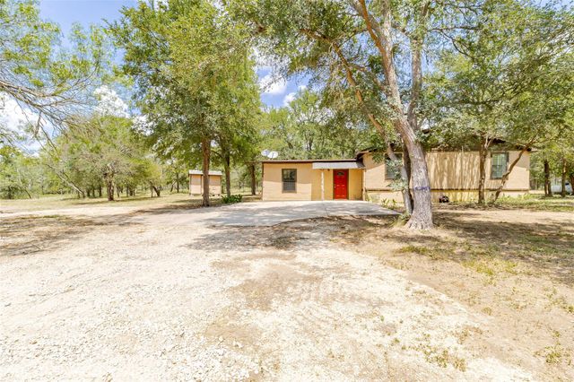 4459 Pettytown Road, Dale, TX 78616