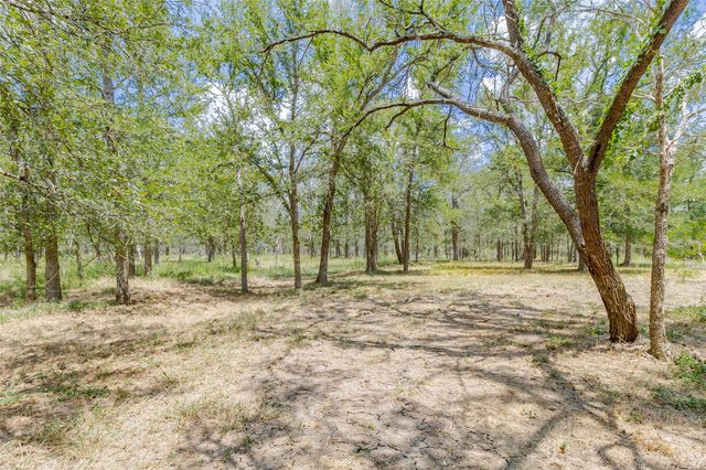 4459 Pettytown Road, Dale, TX 78616