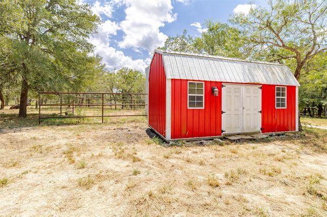 4459 Pettytown Road, Dale, TX 78616