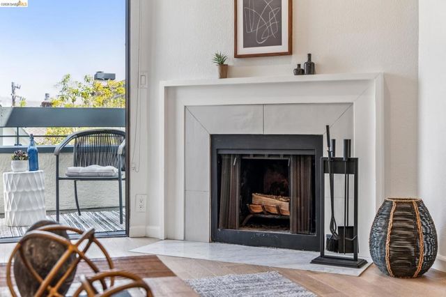 389 Belmont Street 411, Oakland, CA 94610