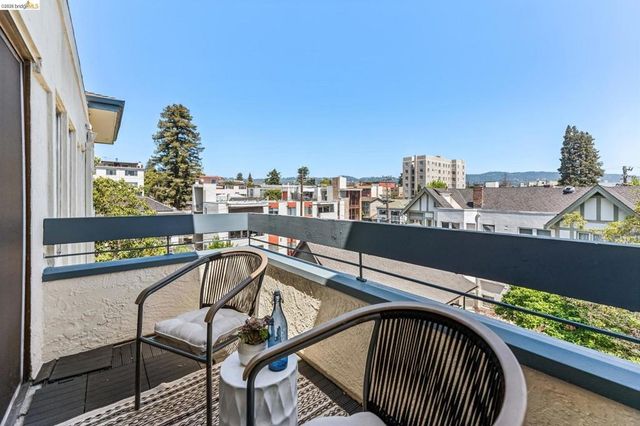 389 Belmont Street 411, Oakland, CA 94610