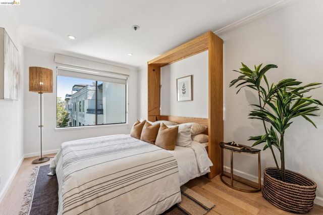 389 Belmont Street 411, Oakland, CA 94610