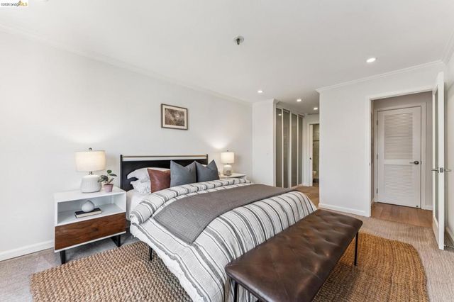 389 Belmont Street 411, Oakland, CA 94610