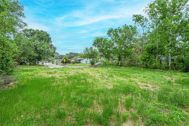 6031 Beekman Road, Houston, TX 77021