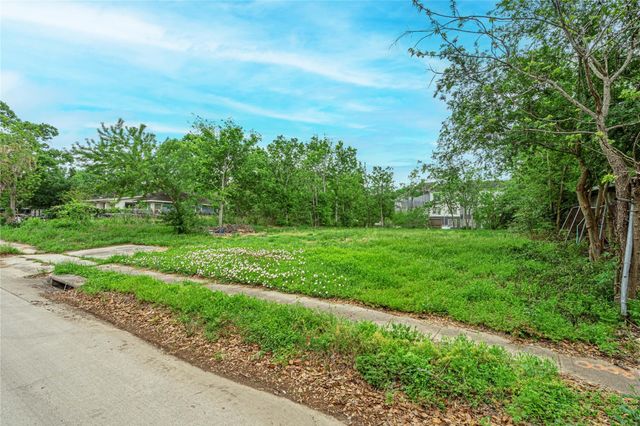 6031 Beekman Road, Houston, TX 77021