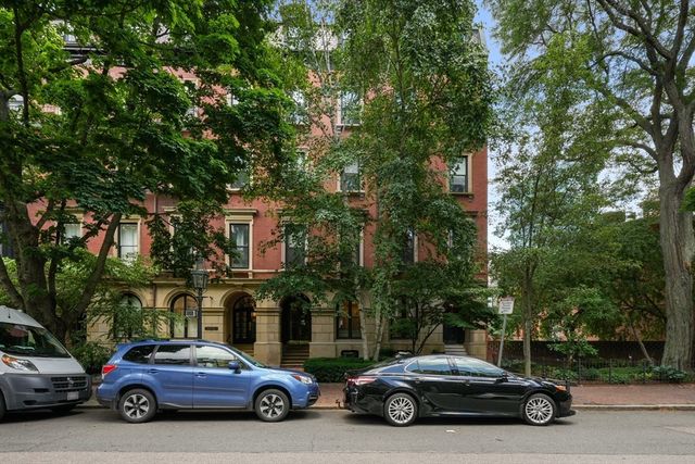 28 Marlborough Street 1, Boston, MA 02116