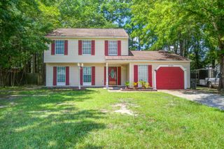 8105 Halifax Way, North Charleston, SC 29420